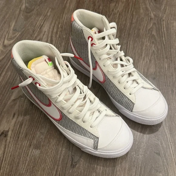 Nike Blazer Mid ’77 – Grey/Sport Red/Electric Green – Size 8.5 - Picture 5 of 14